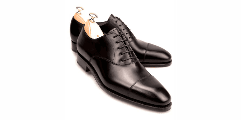 Schwarze Oxford-Schuhe mit gerader Zehenkappe von Carmina Shoemaker