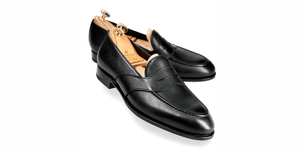 Schwarze Penny Loafer aus Leder von Carmina Shoemaker